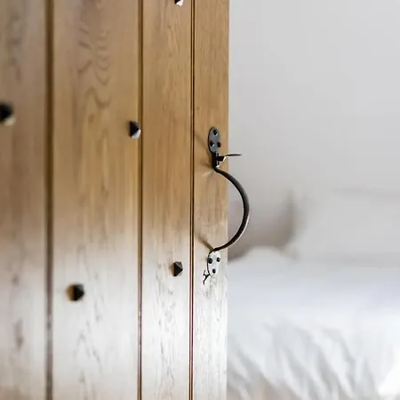 Picturesque De 4 Chambres, Pays D'auge Hébergement de vacances *