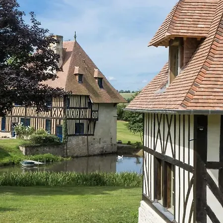 Hébergement de vacances Picturesque De 4 Chambres, Pays D'auge