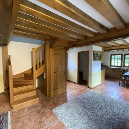 Hébergement de vacances Picturesque De 4 Chambres, Pays D'auge *