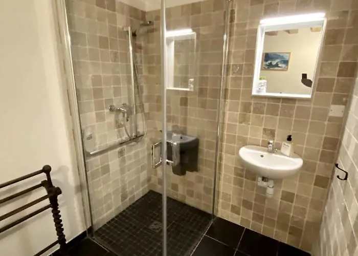 Picturesque De 4 Chambres, Pays D'auge